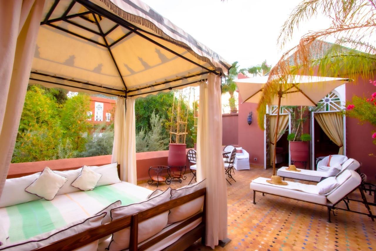 Riad Kaiss By Anika
